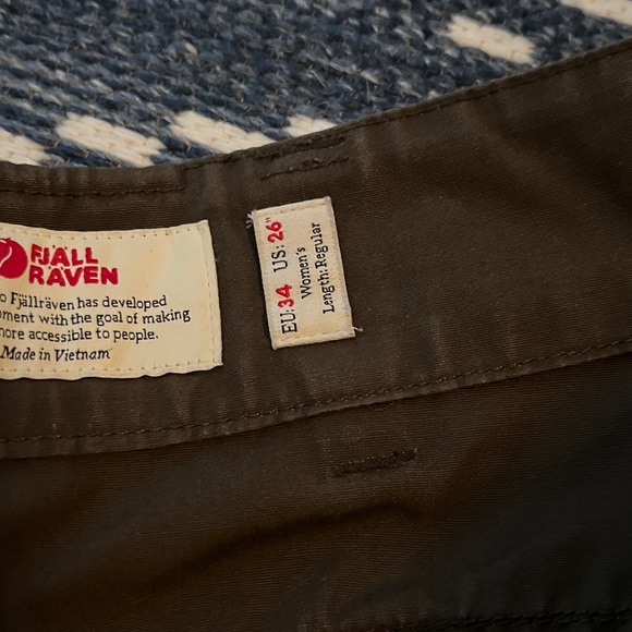 Fjallraven Cargo Pants - Picture 3 of 3